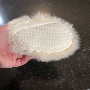 NWOT RH faux fur booties 12-24 months